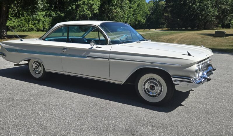
								1961 Chevrolet Impala full									