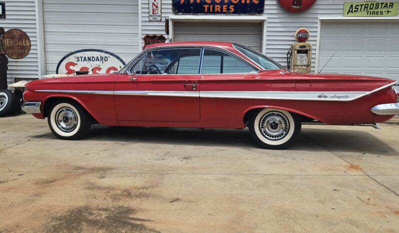 
								1961 Chevrolet Impala full									