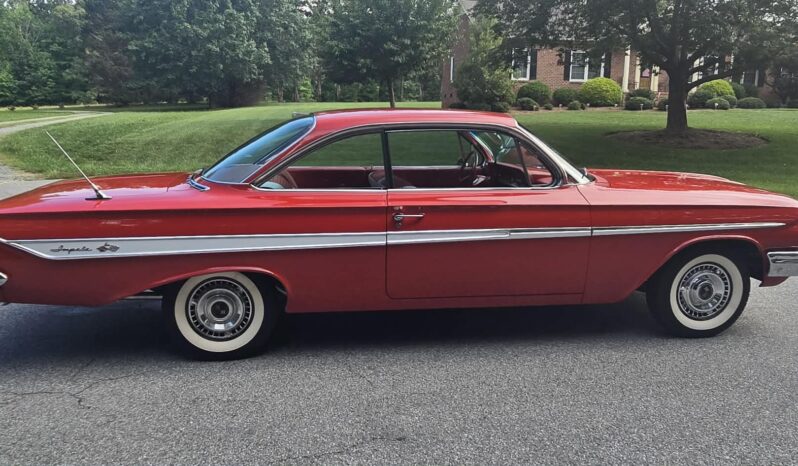 
								1961 Chevrolet Impala full									