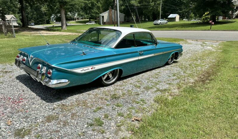
								1961 Chevrolet Impala full									