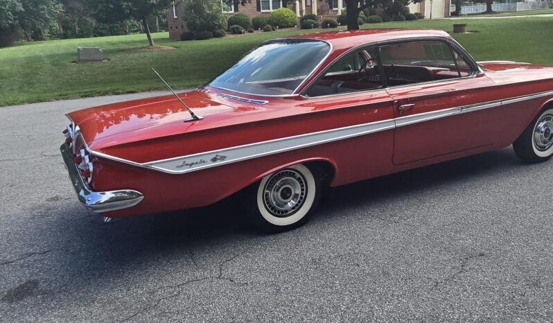 
								1961 Chevrolet Impala full									