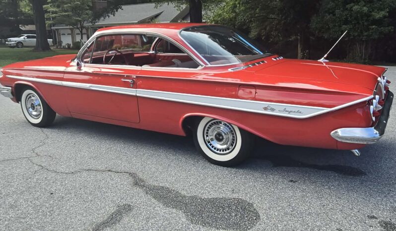 
								1961 Chevrolet Impala full									