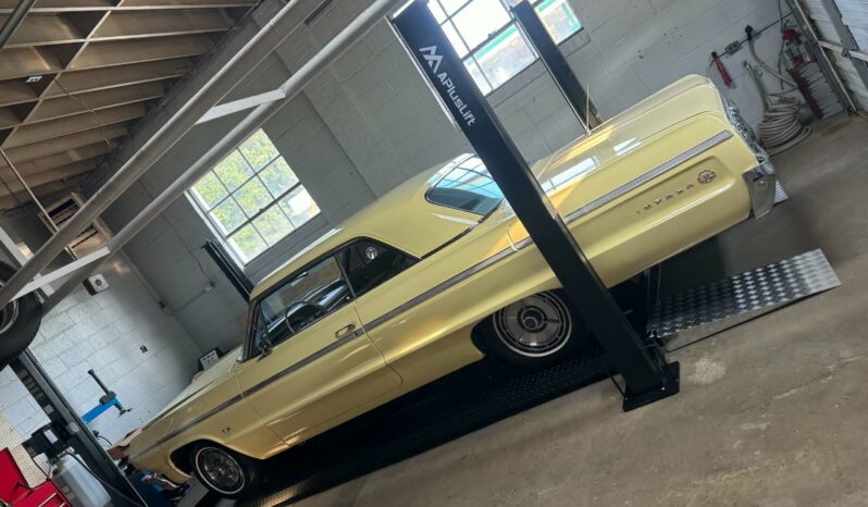 
								1964 Chevrolet Impala SS full									