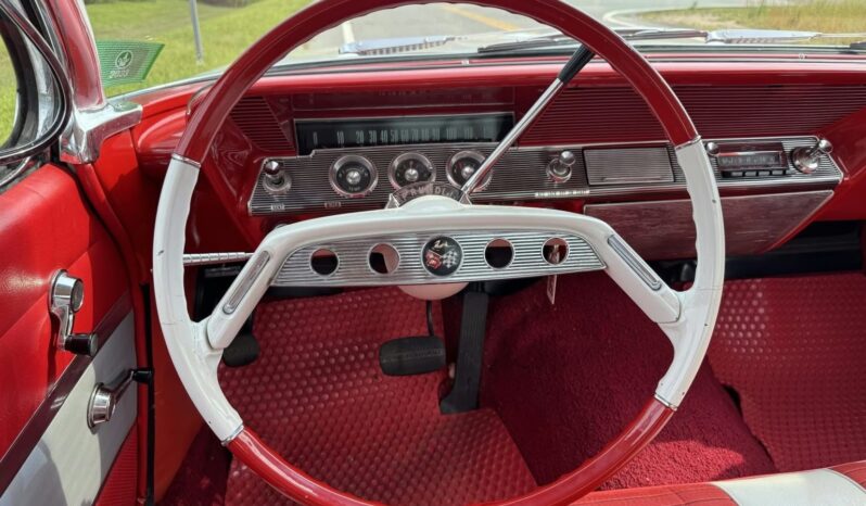
								1961 Chevrolet Impala full									