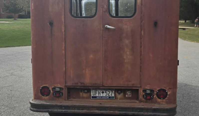
								1962 Chevrolet P10 full									